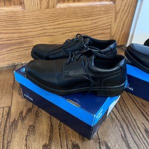 Boys Stafford dress shoes, Landon style, size 13